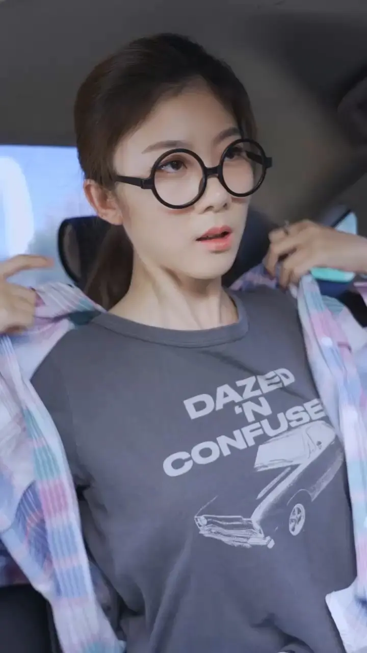 《天才萌宝：爹地请抱走妈咪》：萌宝冒险与家庭温情的重逢